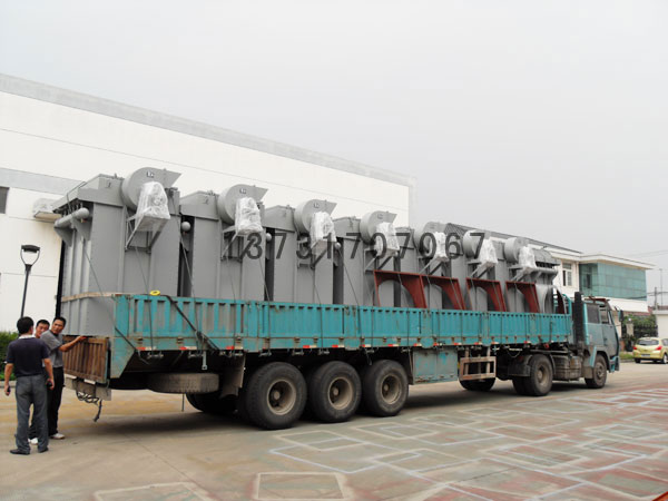 山西太原混凝土攪拌站倉頂除塵器9月2日交付使用 山西太原混凝土攪拌站倉頂除塵器9月2日交付使用