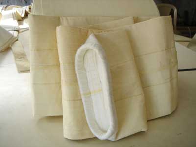 上海林經理定購的化工廠覆膜除塵布袋今日發貨 上海林經理定購的化工廠覆膜除塵布袋今日發貨